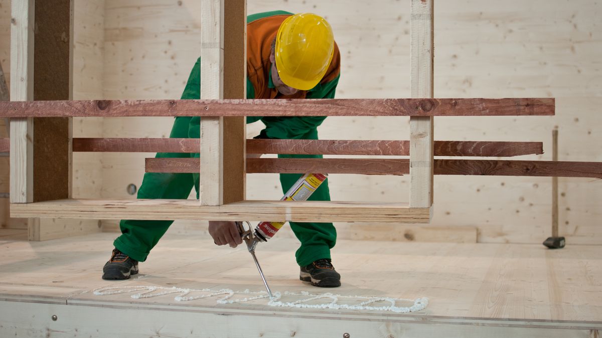 Není z čeho stavět, menší stavební firmy mohou zkrachovat